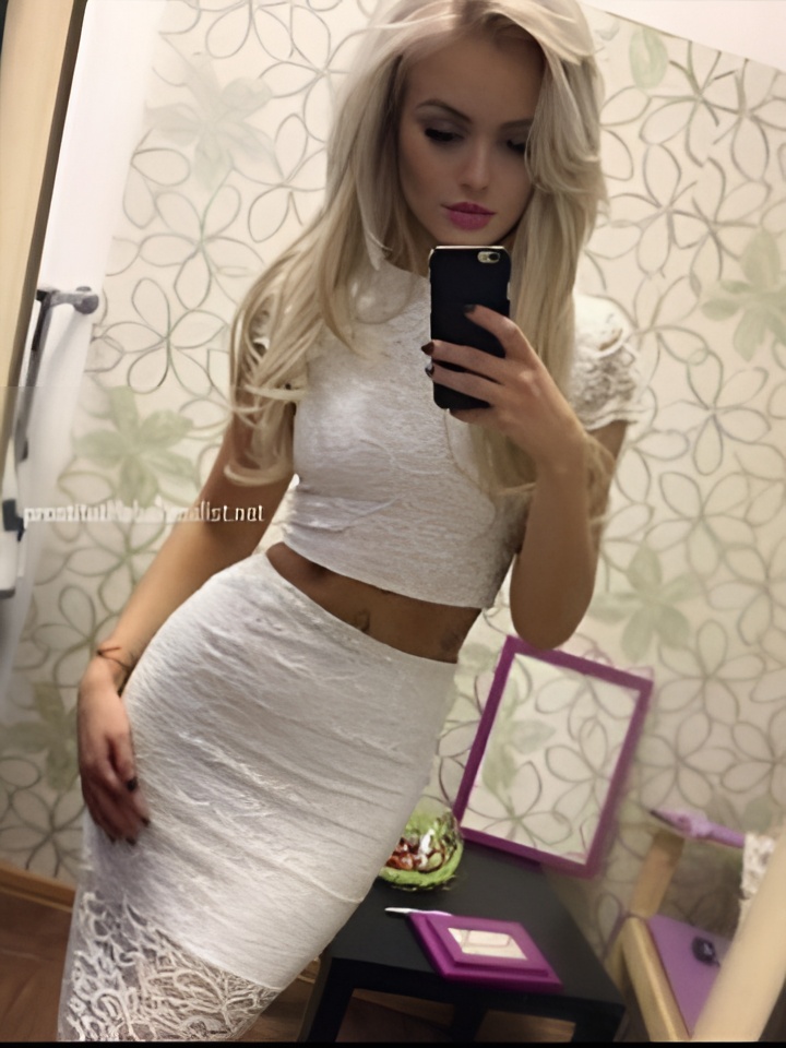 Каролина привлекальеная девушка из Грозного цена от 3000 руб