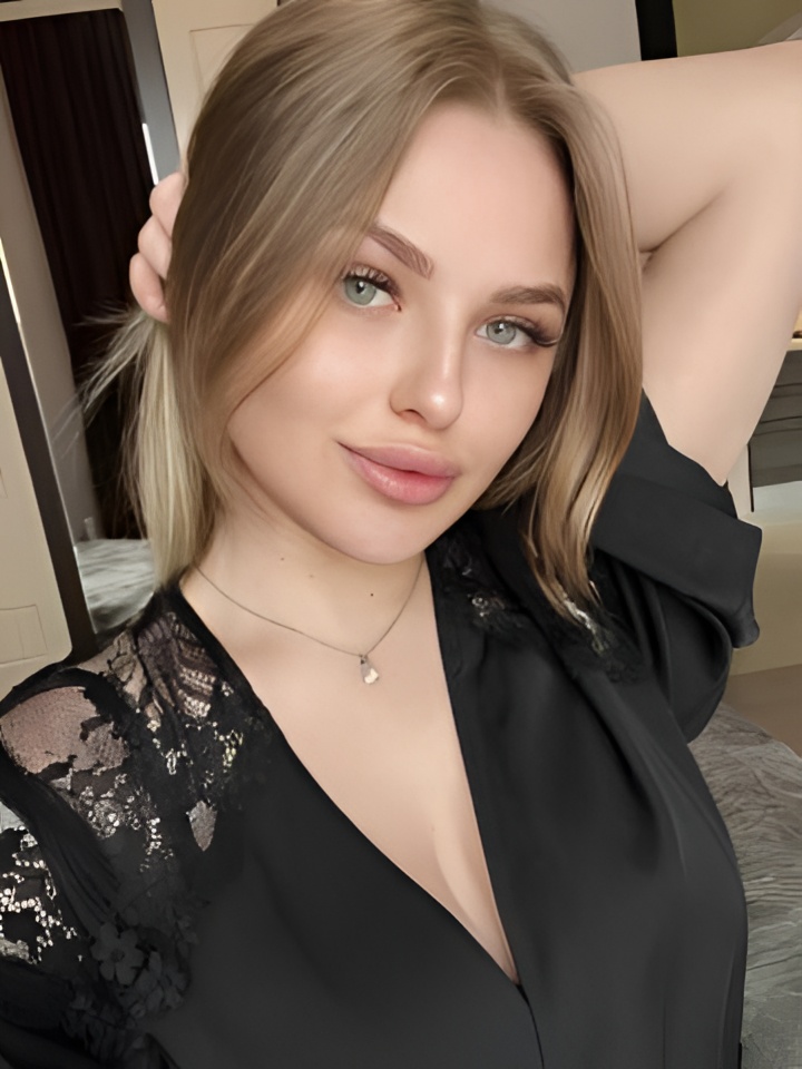 Жасмин привлекальеная девушка из Грозного цена от 10000 руб