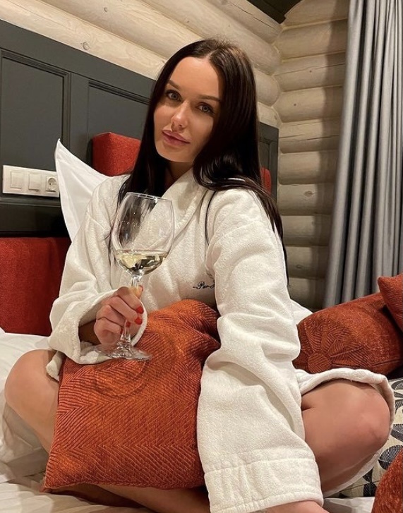 Индивидуалка 🎥 Дарья, доступна для личного знакомства от 4000 руб