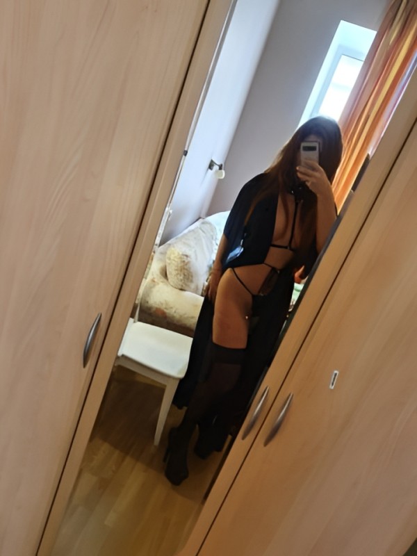 Лина привлекательная девушка из Грозного цена от 2000 руб