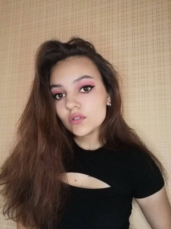 Мирана привлекательная девушка из Грозного цена от 3000 руб